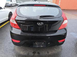 2014 Hyundai Accent RB image 5