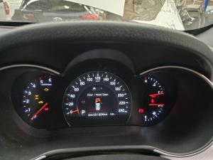 2012 Kia Sorento 2.2DT D4HB AUTO 6SPD AWD SLI XM image 5
