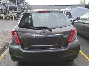 2014 Toyota Yaris NCP130R image 5