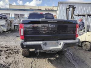 2021 Ford F250 Super Duty image 5