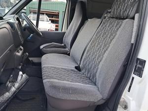 Ford Transit image 5