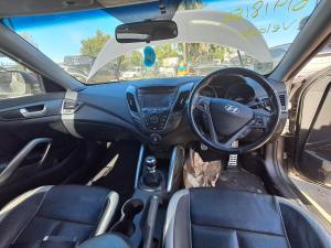 2014 Hyundai Veloster FS image 5
