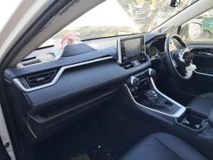 2020 Toyota Rav4 image 5