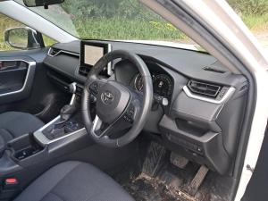 2023 Toyota Rav4 image 5
