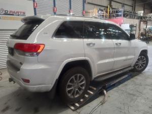 2015 Jeep Grand Cherokee image 5