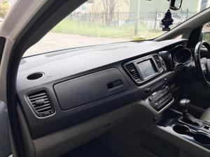 2020 Kia Carnival image 5