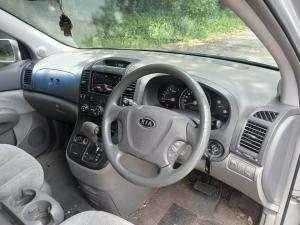 2006 Kia Carnival image 5