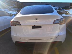 Tesla Model Y image 5