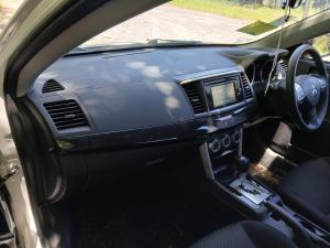 2016 Mitsubishi Lancer image 5