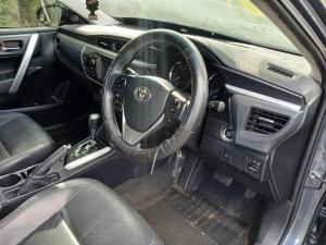 2015 Toyota Corolla image 5