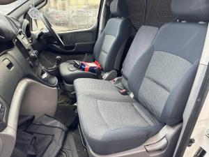 2013 Hyundai image 5