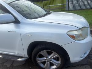2007 Toyota Kluger image 5