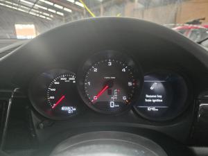 2015 Porsche Macan 3.0DT CTBA AUTO 7-SPD 4WD 95B S image 5