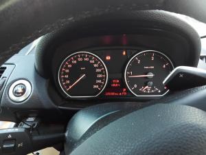 2011 Bmw 1 Series 123D image 5