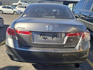 2010 Honda Accord 8TH GEN image 5
