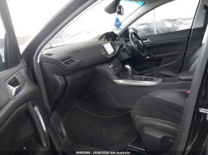 2017 Peugeot 308 image 5