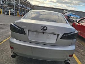 2005 Lexus Is250/is250c image 5