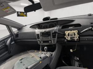 2015 Ssangyong Stavic 2.0DT D20DTR AUTO 5SPD RWD A100 image 5
