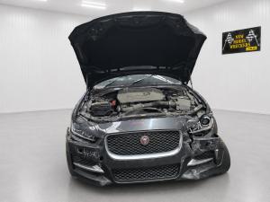 2015 Jaguar Xe X760 2.0DT AJ20D4 EURO 6 AUTO ZF 8SPD RWD R-SPORT image 5