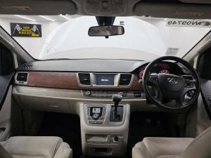 2018 Ldv G10 WAGON 2.0T AUTO 6SPD RWD 9 SEAT image 5