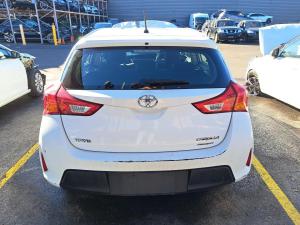 2012 Toyota Corolla ZRE182R image 5