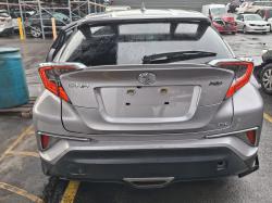 2017 Toyota C-hr NGX50R image 5
