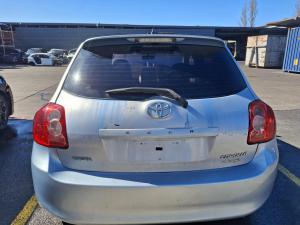 2010 Toyota Corolla ZRE152R image 5