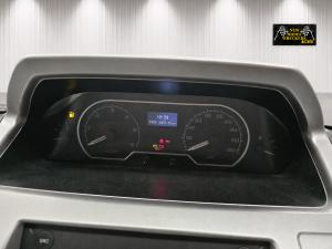 2017 Ldv V80 2.5DT MAN 6SPD FWD SWB LOW ROOF image 5