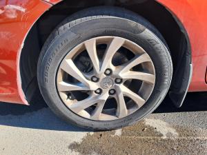 2017 Toyota Corolla ZRE182R image 5