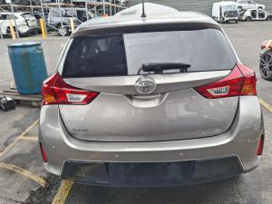 2012 Toyota Corolla ZRE182R image 5