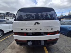 2026 Hyundai Santa Fe MX5 image 5