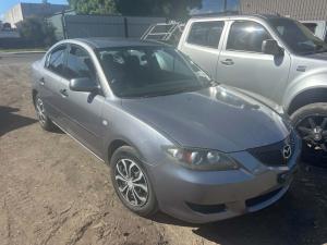 2005 Mazda 3 image 5