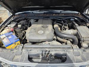 2010 Nissan Navara D40 ST image 5
