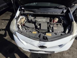 2012 Toyota Prius ZVW40R WAGON image 5