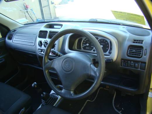 holden Cruze 04 2002 Parts & Wrecking