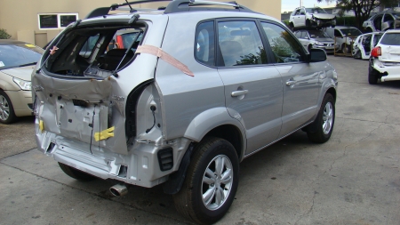 hyundai Tucson Mar 2009 Parts & Wrecking