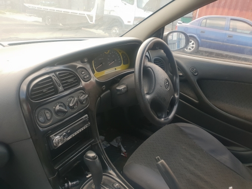 holden Commodore 2000 Parts & Wrecking