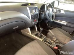 2010 Subaru Forester SH image 6