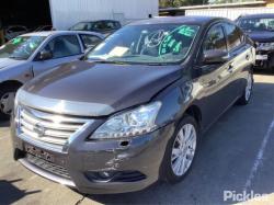 2013 Nissan Pulsar B17 image 6