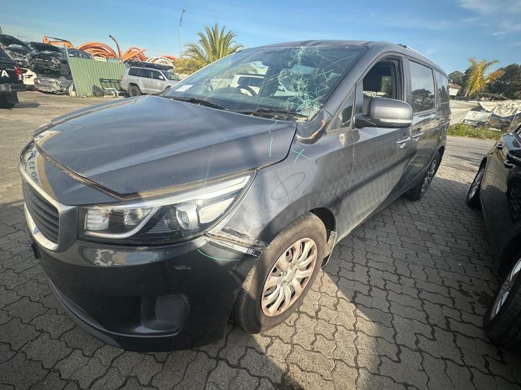 kia Carnival YP Apr 2016 Parts & Wrecking