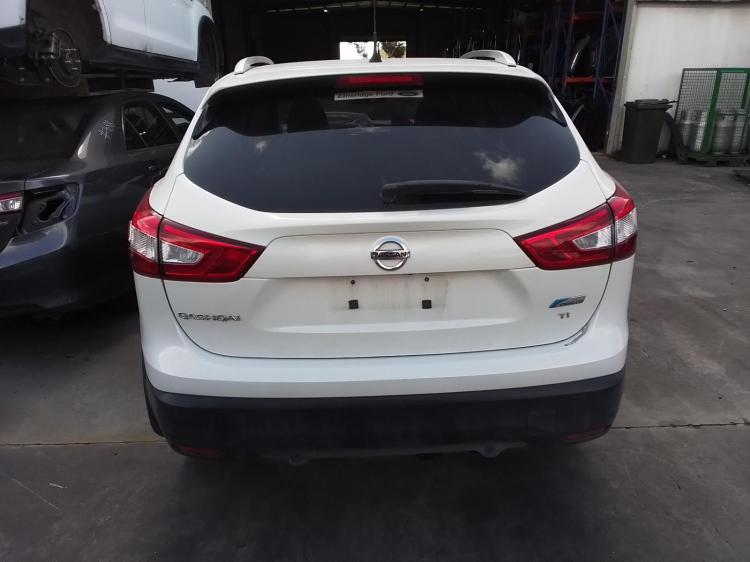 nissan Qashqai J11 Dec 2015 Parts & Wrecking