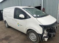 2022 Hyundai Staria US4 image 6