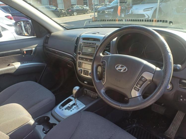 hyundai Santa Fe CM Jul 2011 Parts & Wrecking