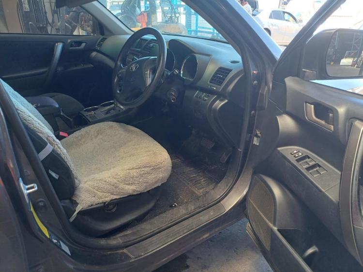 toyota Kluger GSU40R Mar 2008 Parts & Wrecking