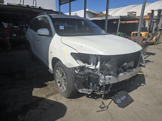 nissan Pathfinder R52 ST HYBRID May 2015 Engine Motor 