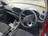 2020 Hyundai Venue QX image 6