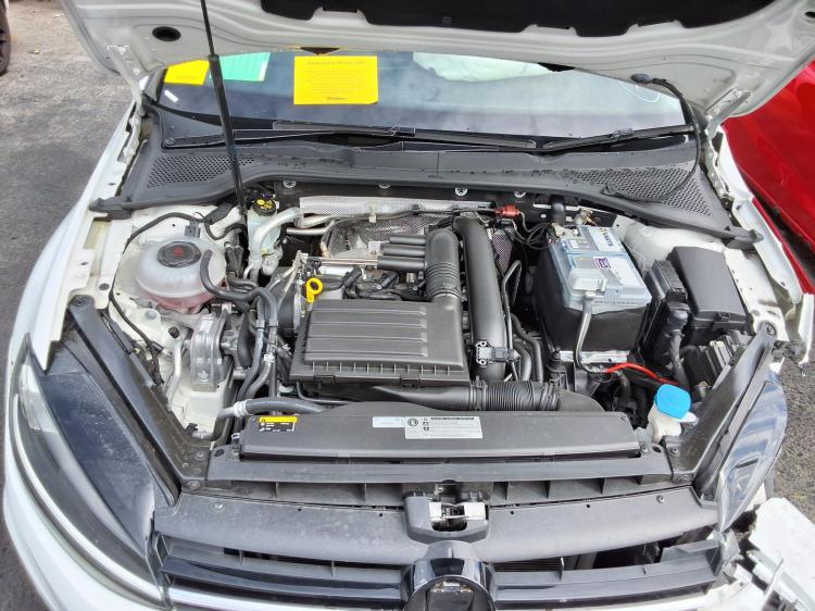 volkswagen Golf 110 TSI COMFORTLIN Feb 2019 Parts & Wrecking