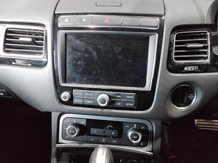 volkswagen Touareg V8 TDI R-LINE Jan 2015 Parts & Wrecking
