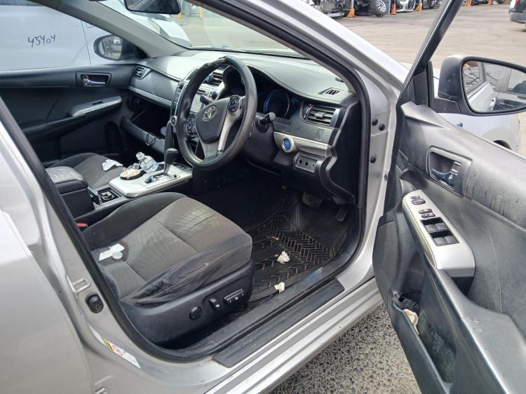 toyota Camry HYBRID H Feb 2014 Parts & Wrecking