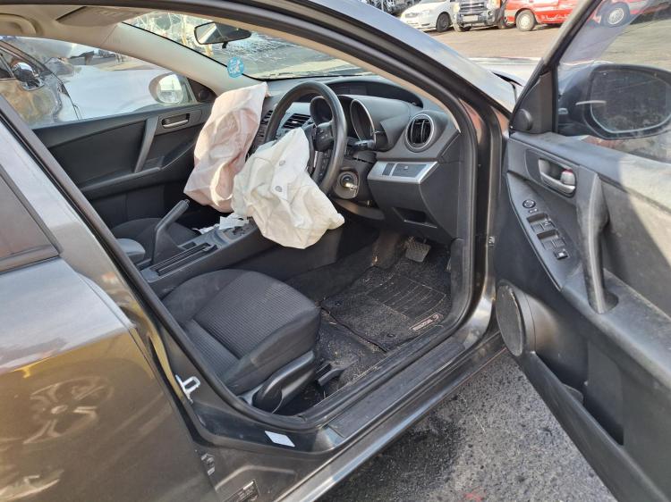 mazda 3 NEO Jul 2014 Parts & Wrecking
